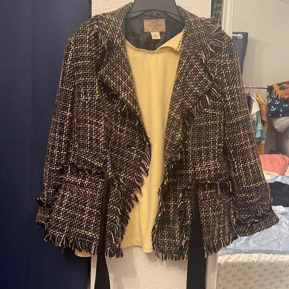 Large Fall Jacket - image 8